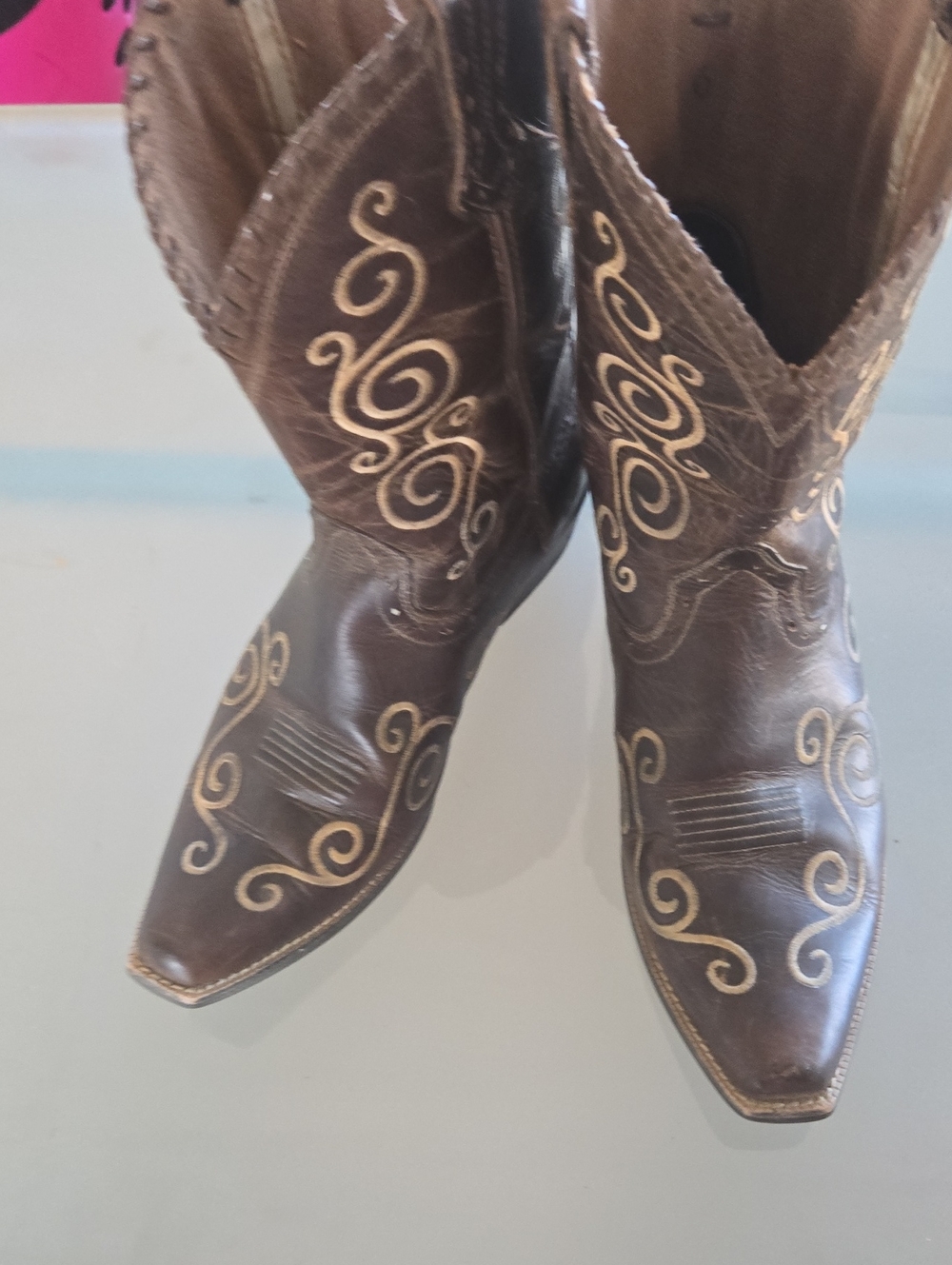 Ariat Brown Leather Western Ankle Boots with Cream Embroidery